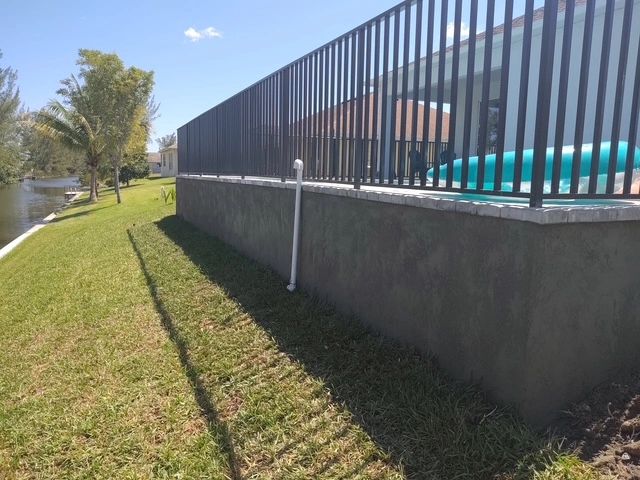 retaining wall pic.jpg