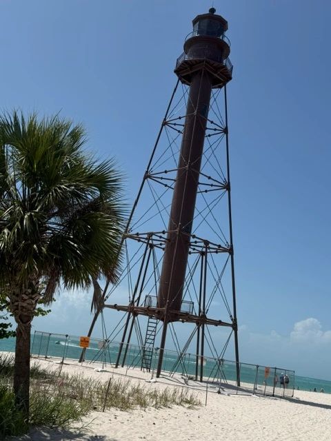 sanibel light house-b4fa343.jpeg