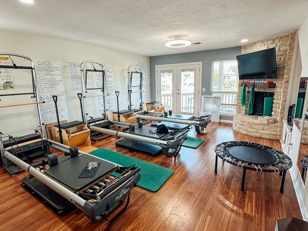 gym equipment 