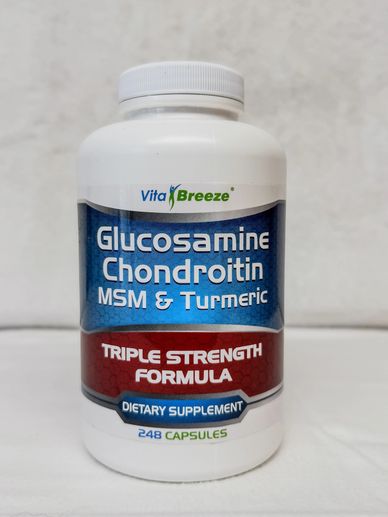 Bottle of Glucosamine Chondroitin supplement by Vita Breeze.