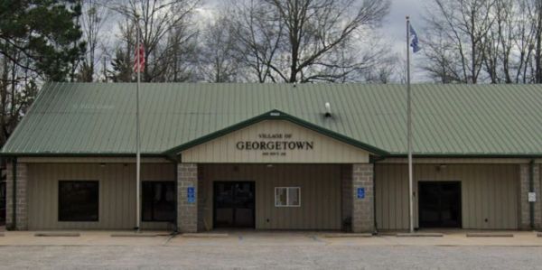 Image of Georgetown Town Hall in Georgetown, LA.