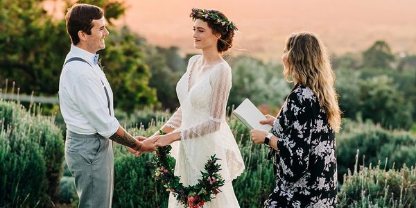 Elope in upcountry Maui, Hawaii with stunning views of the ocean and mountains.
