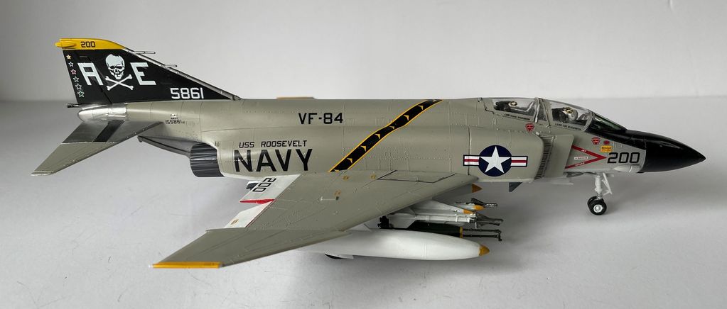 McDonnell Douglas F-4J Phantom II 