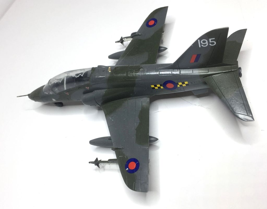 Hawk T.1a XX195