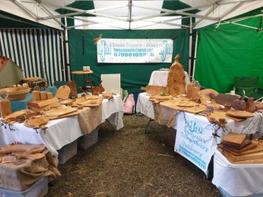 Market stall set up