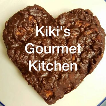 Kiki's Succee Au Chocolat, Chocolate Biscuit Lazy Cake Heart-Shaped