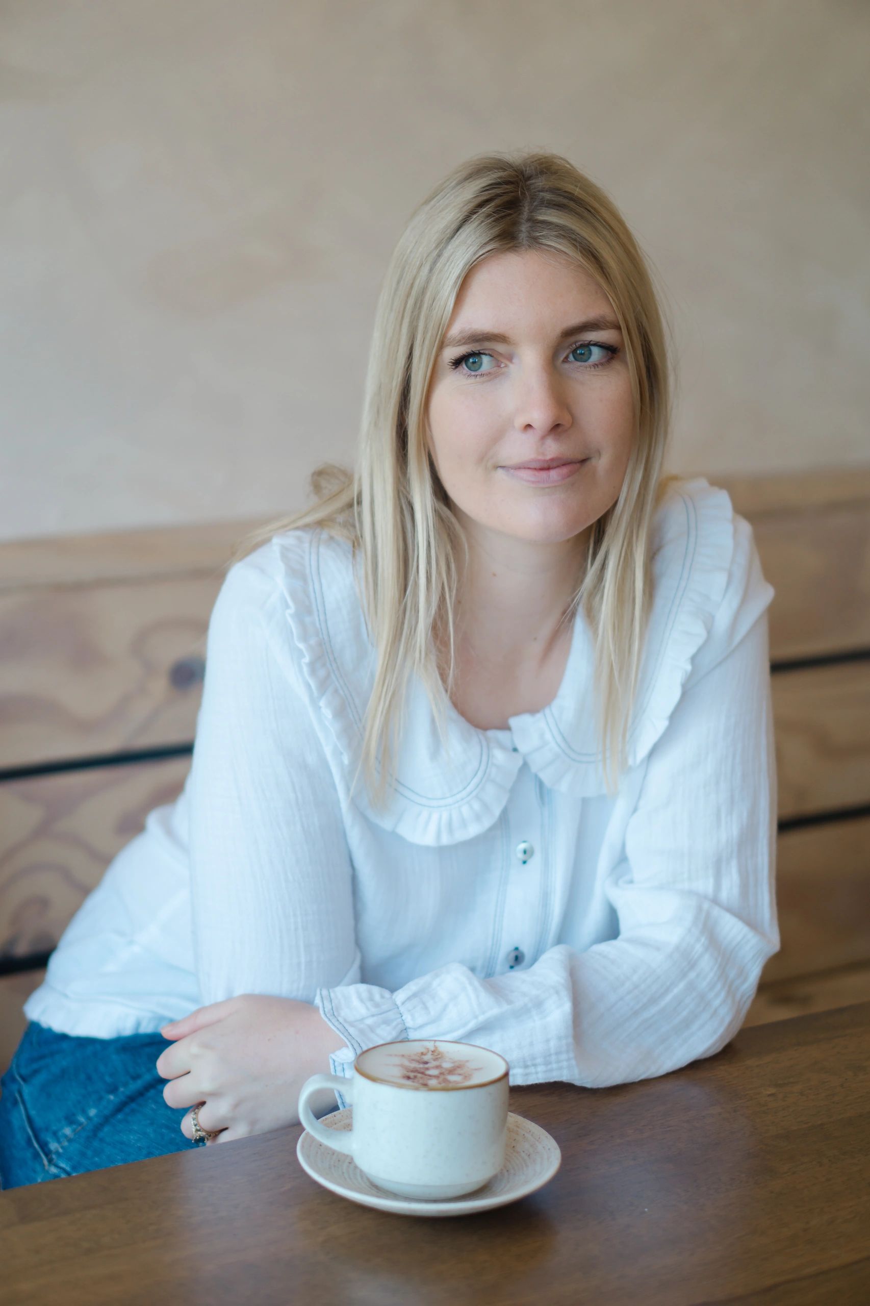 professional artist portrait in devon by felicity billen photography 