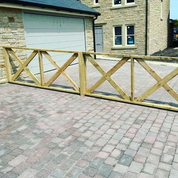 The X fencing, provides a excellent partition between neighbors and aesthetically pleasing.