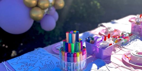 balloon decoration along with arts and crafts table