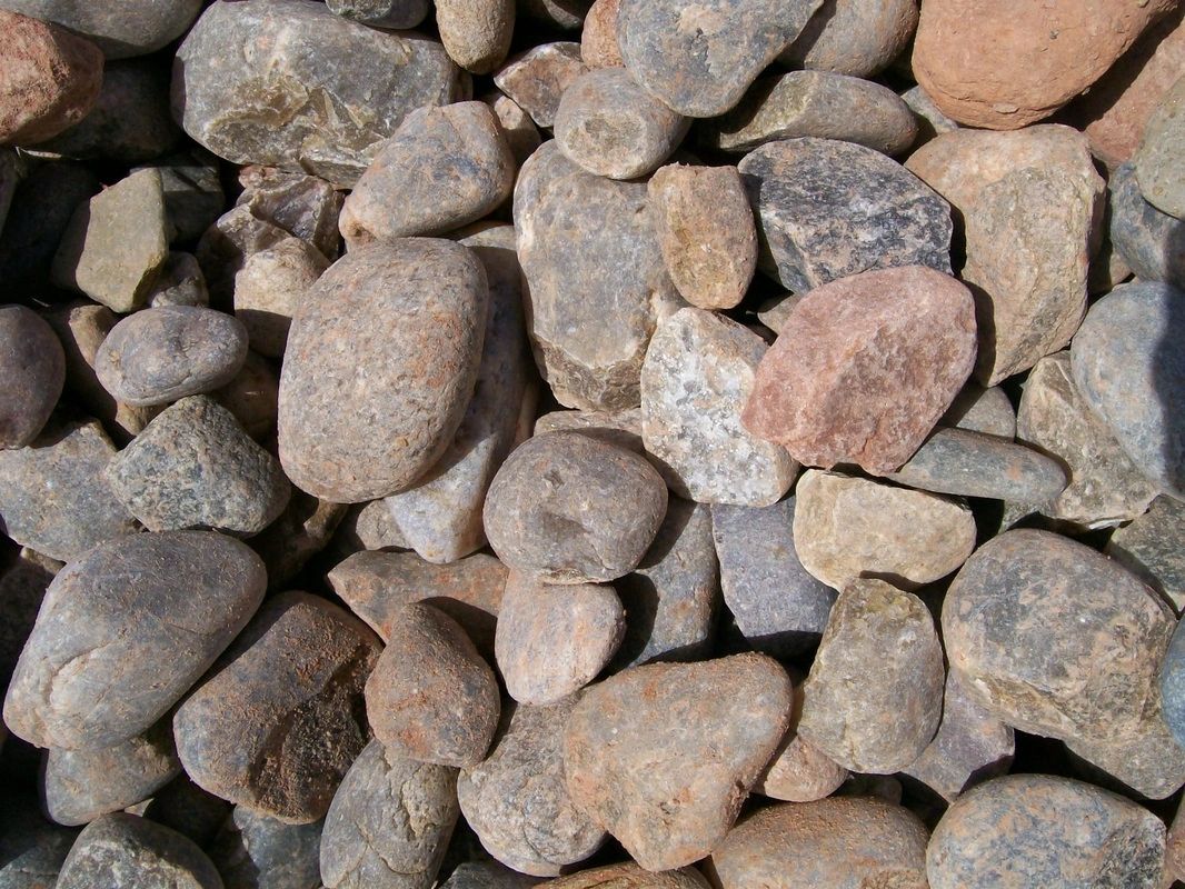 Clean River Rock 1" to 3" per ton