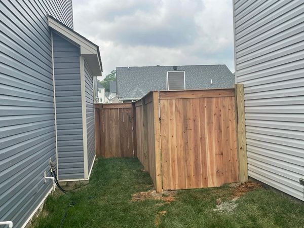 Home residential wood fence install near Lexington, Kentucky 