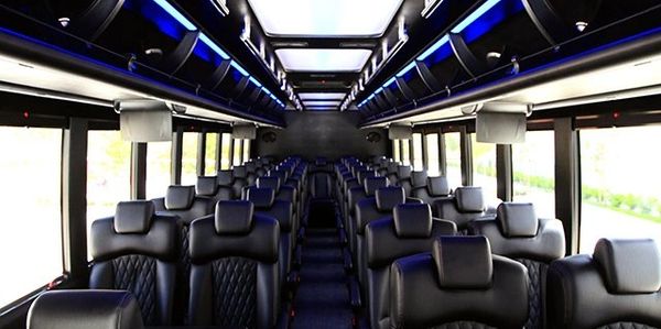 colorado-springs-coach-bus-shuttle-bus-charter-bus-rentals