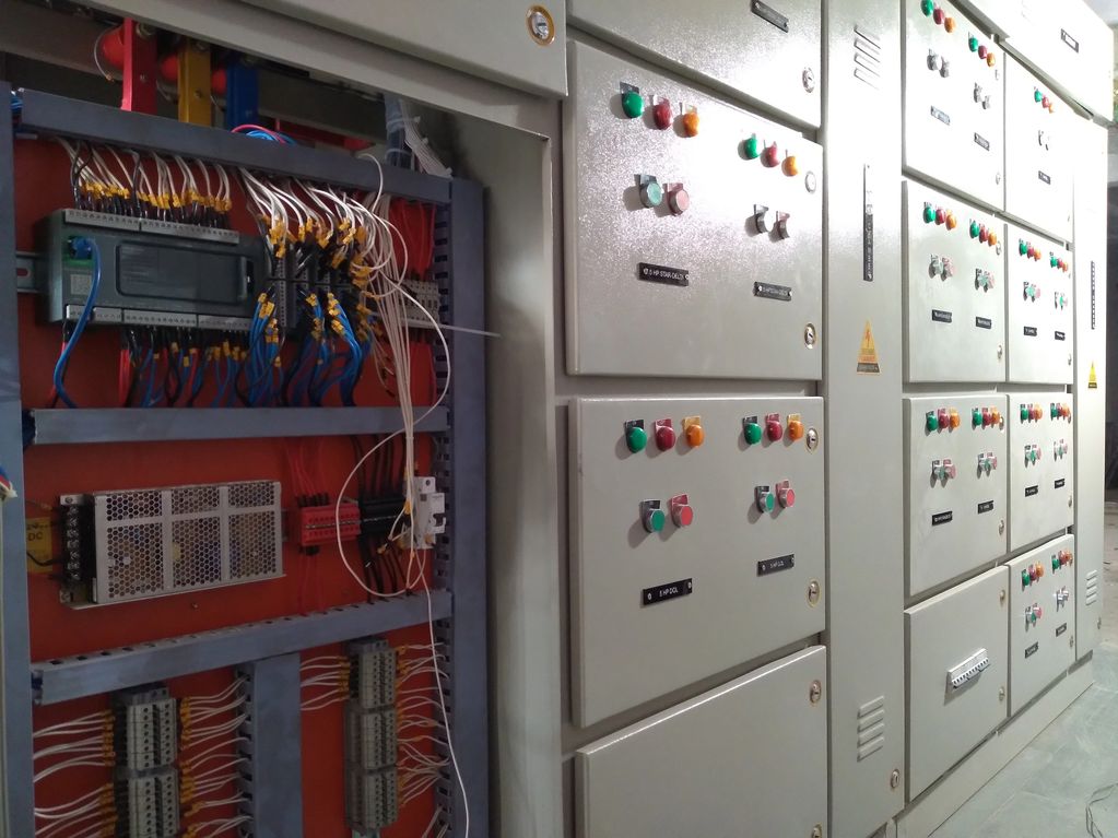 PLC based MCC PANEL