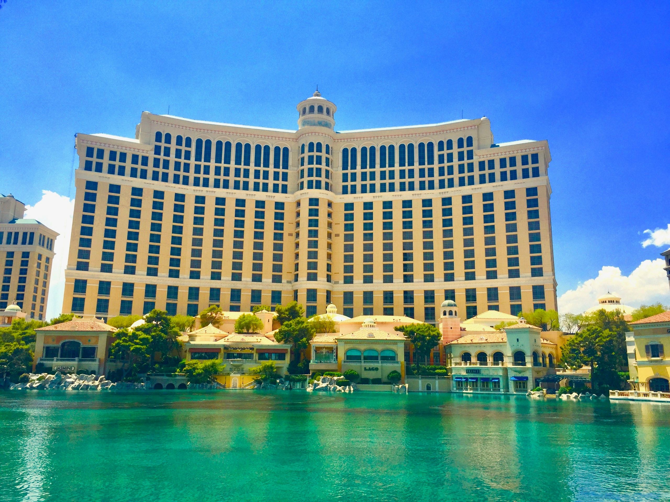 WHY BELLAGIO IS THE #1 LAS VEGAS HOTEL/CASINO OF ALL-TIME