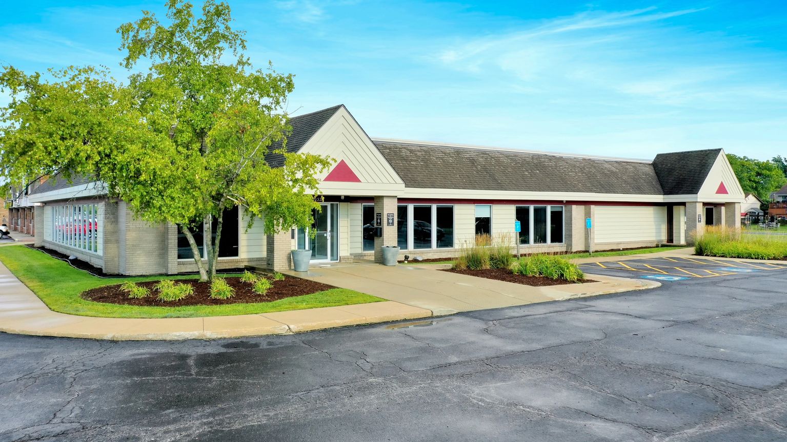 Pure Paradise Salon Suites