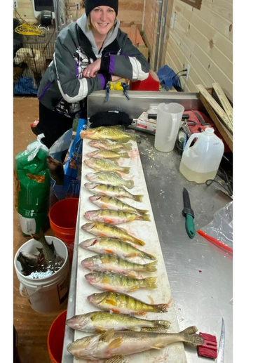 Darkhouse Spearing - Minnesota Darkhouse Spearing Rentals at