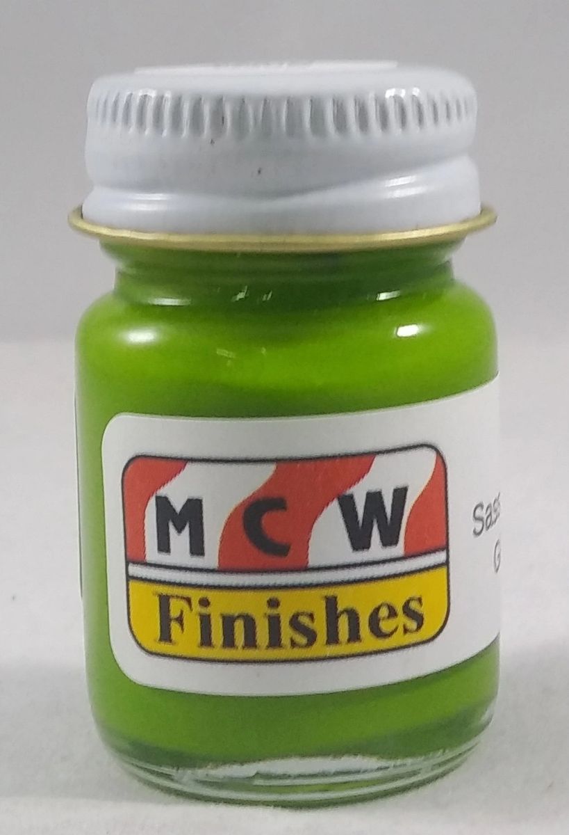 7054E Sassy Grass Green Enamel