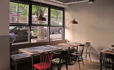400 F / PIZZA HOUSE / NISANTASI / ISTANBUL