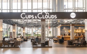 CUPS  &  CLOUDS / ISTANBUL AIRPORT ARRIVAL 