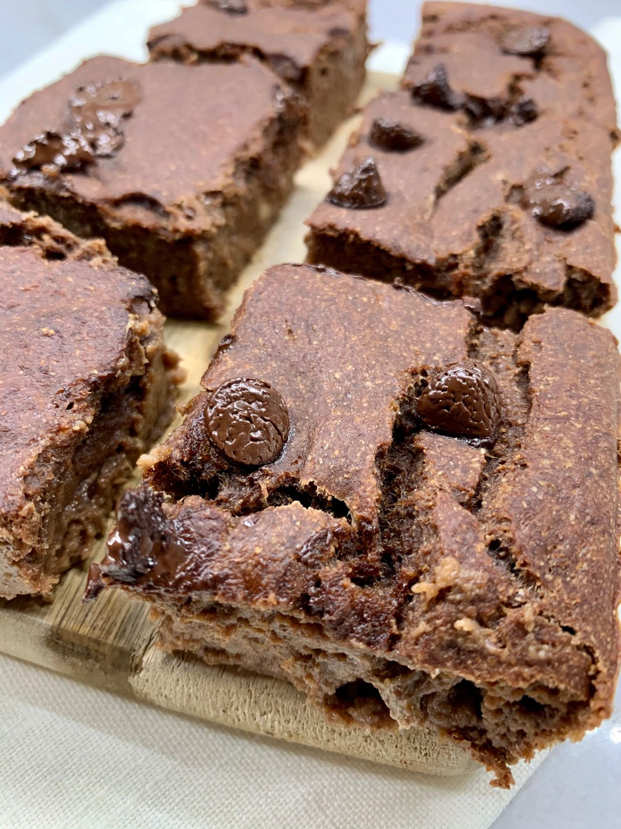 Chocolate Chip Banana Bars 