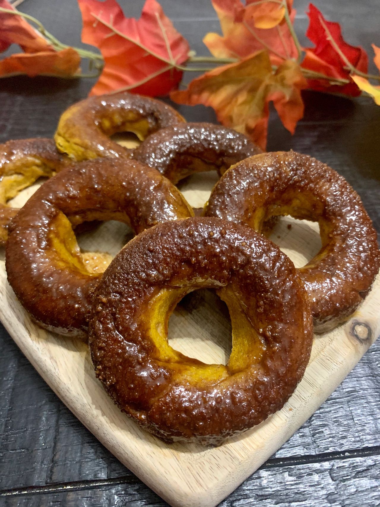 Cinnamon Glazed Pumpkin Donuts 
