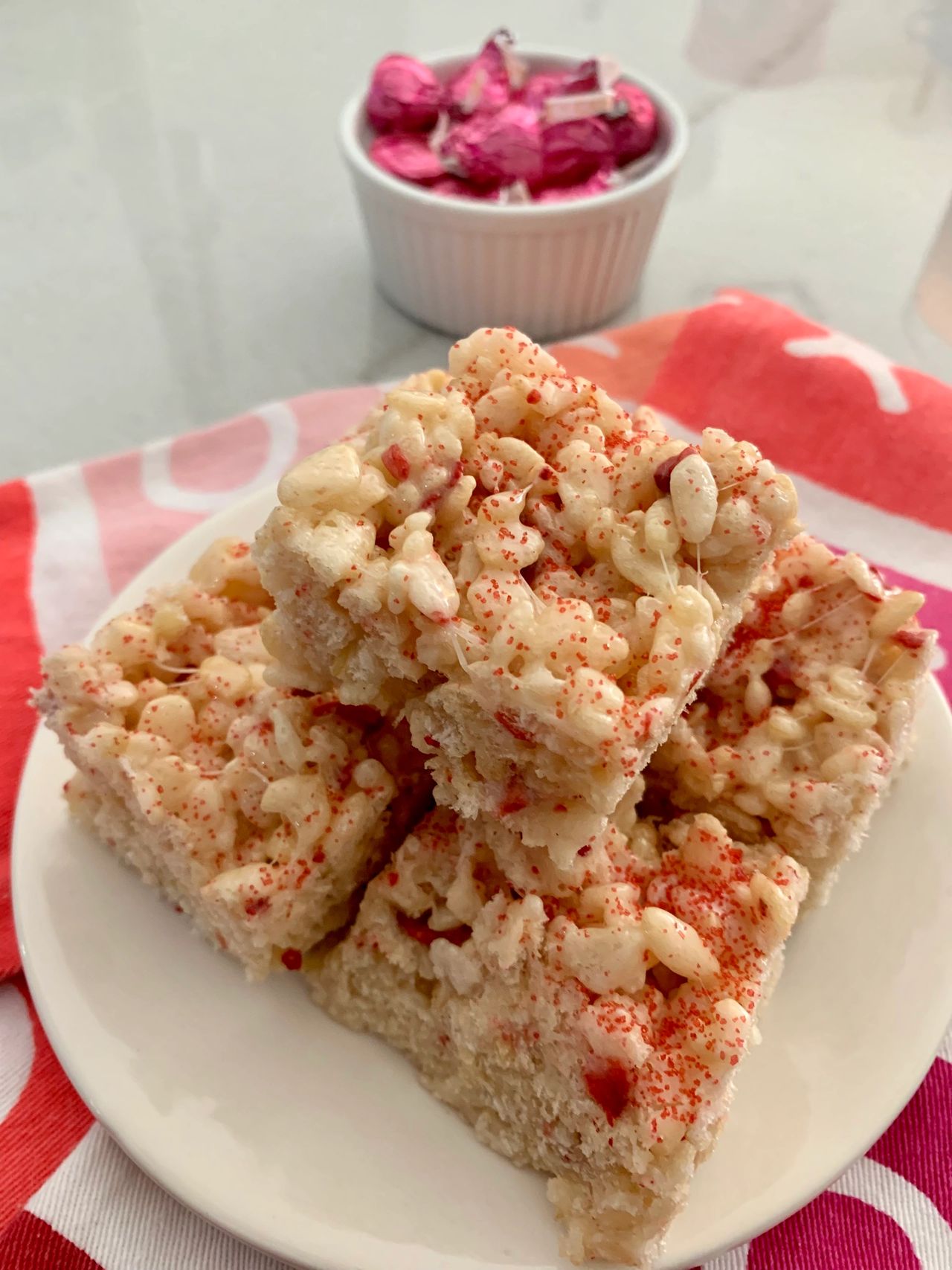 Strawberry Rice Krispie Treats