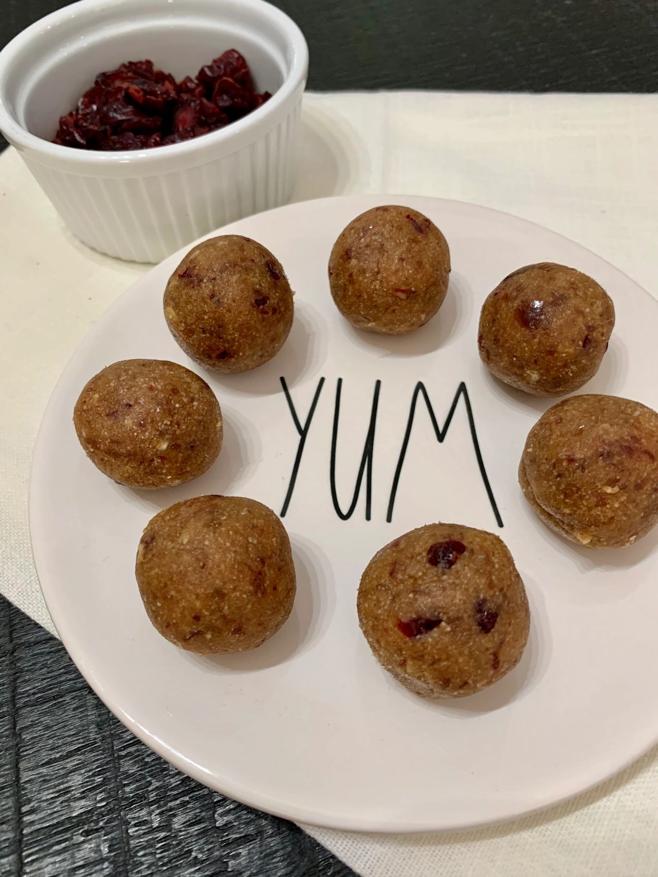 No-Bake Superfood Bites 
