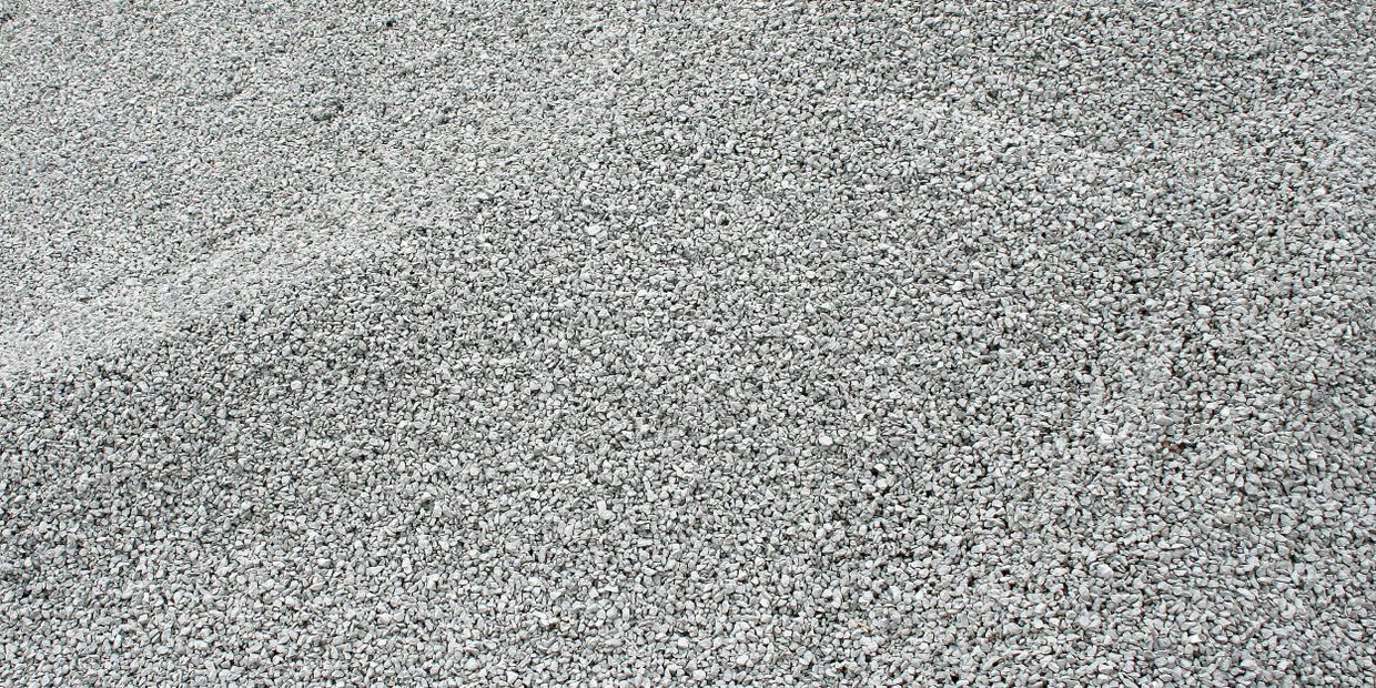 Topsoil, Pea Gravel, Sand | mannslandscaping.com