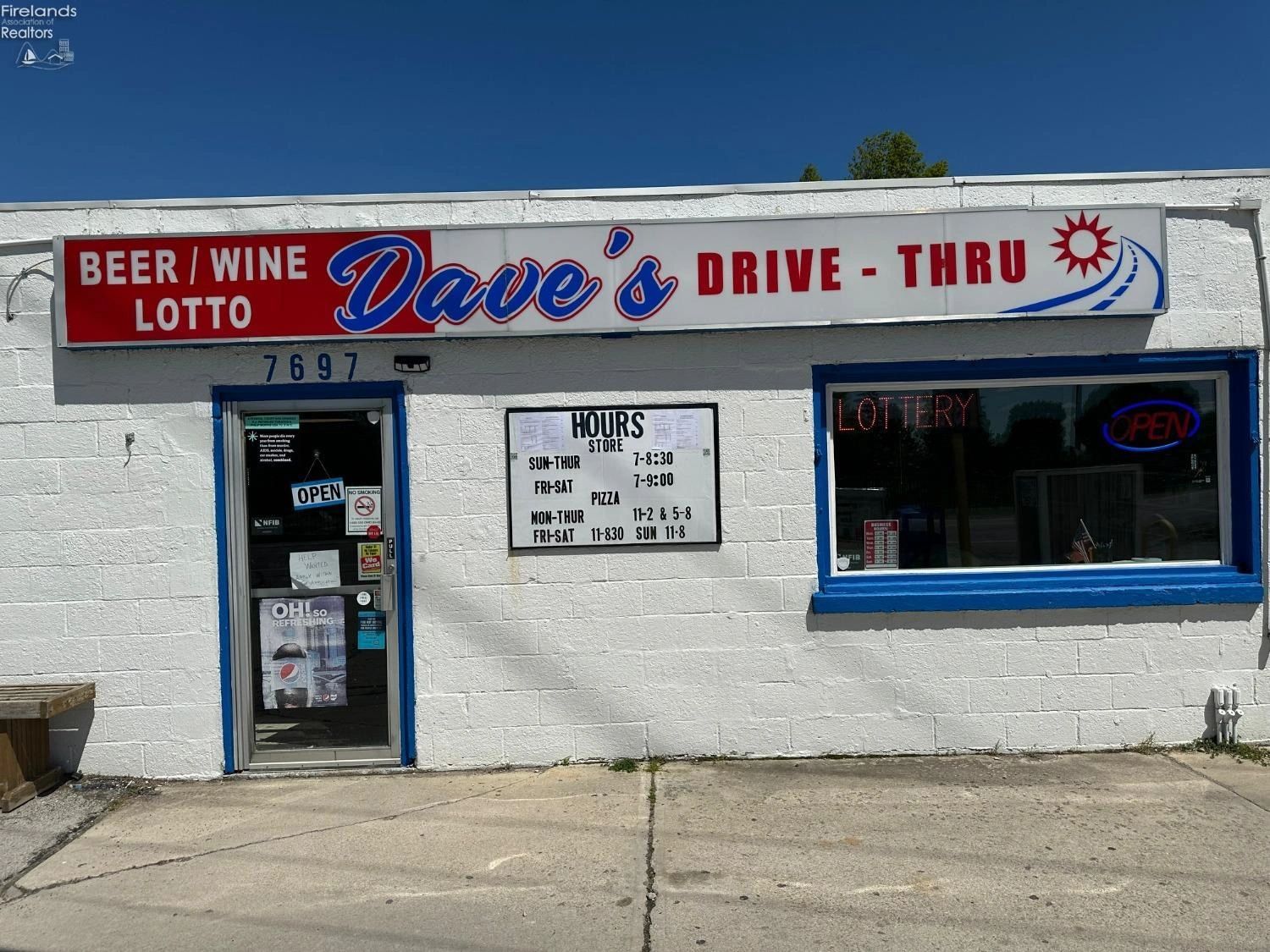 Dave's Drive Thru Marblehead