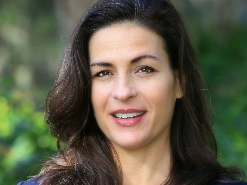 Rebecca Zayas, CCHt, CIHt