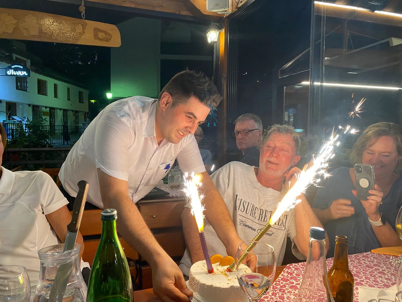 Seems like Australians have a birthday every couple of days!!