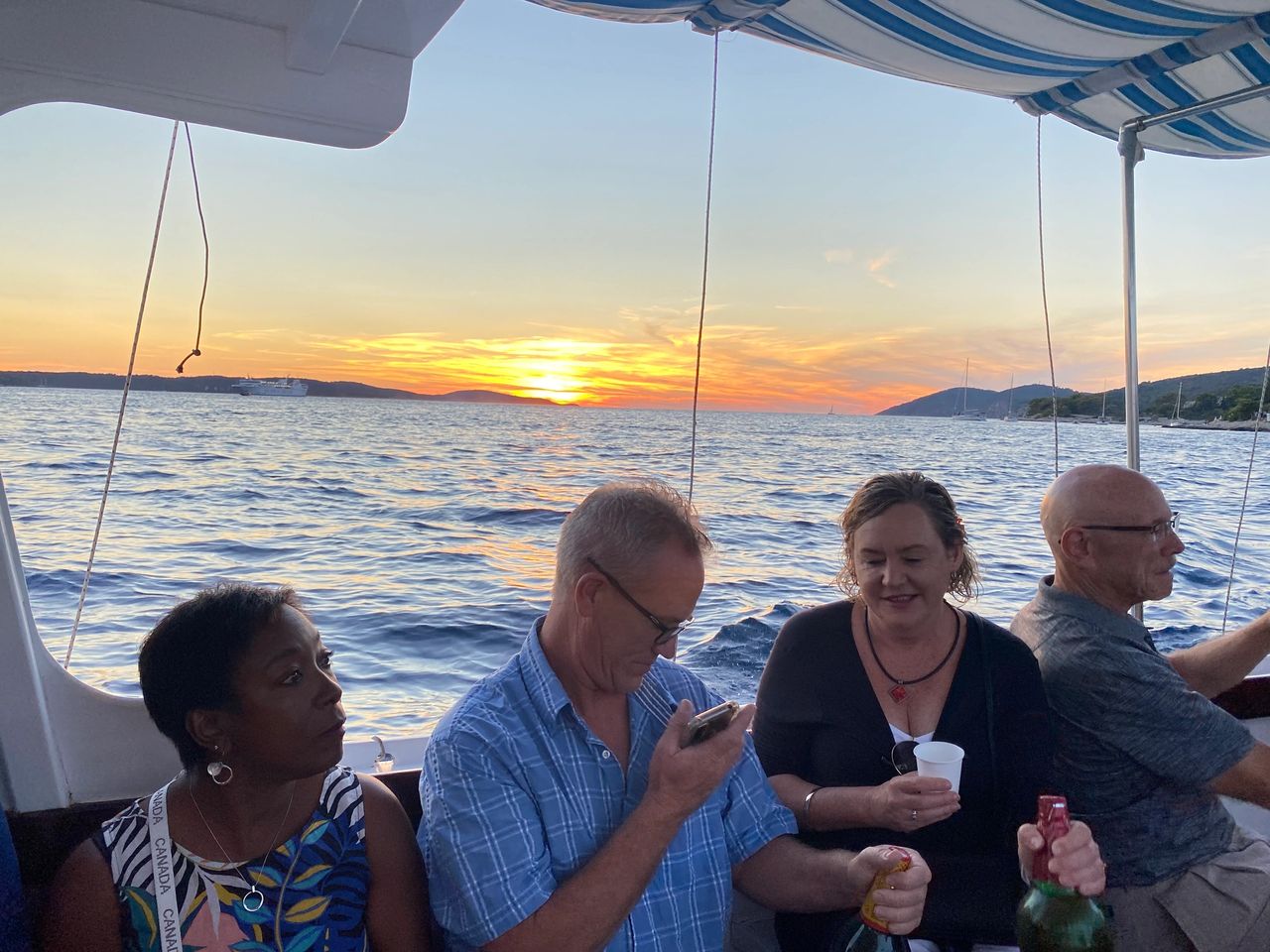 Sunset boat ride to dinner in Hvar