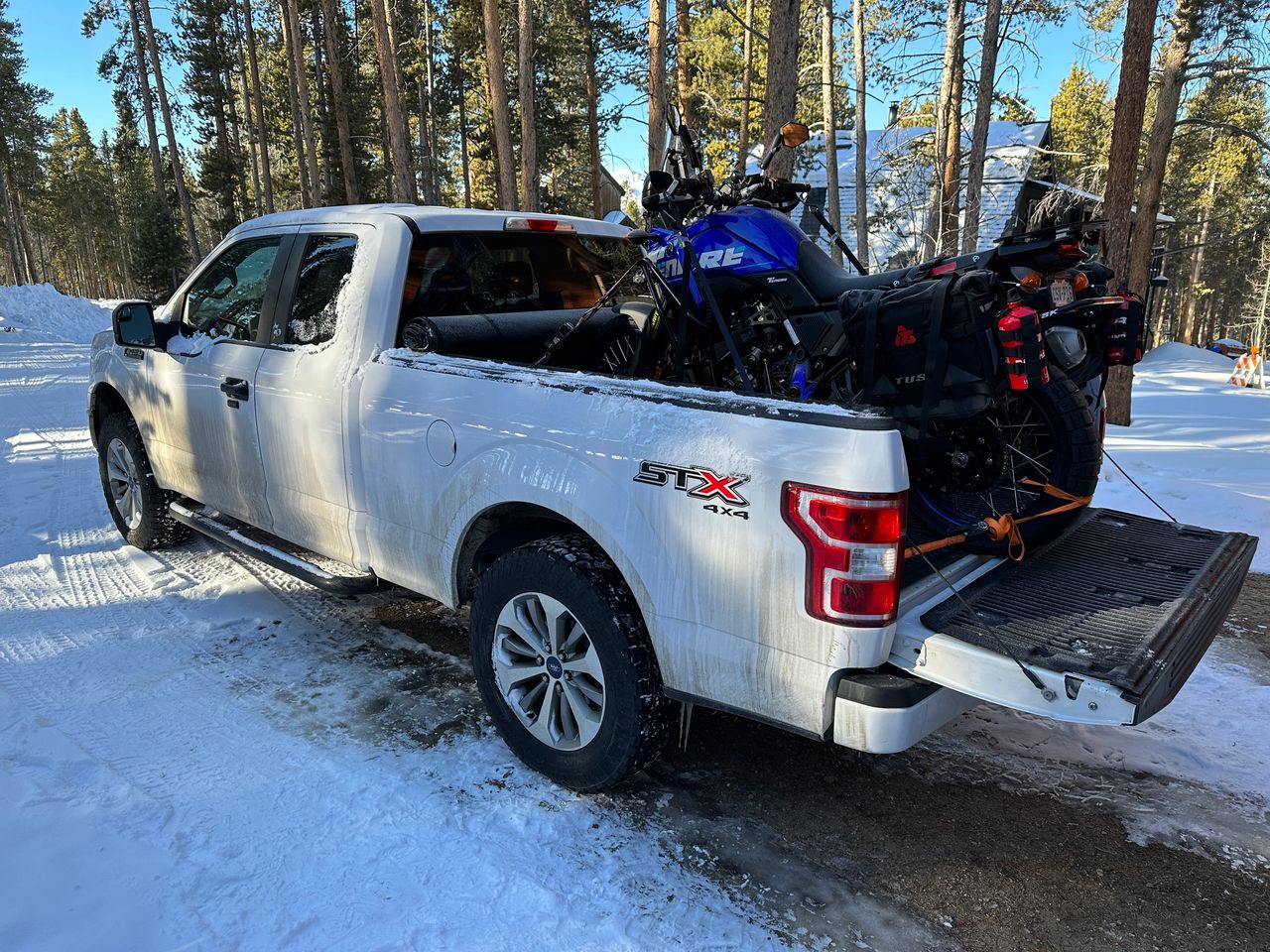 Leaving Leadville with the new T7.  Loading in the snow and ice was less than ideal!