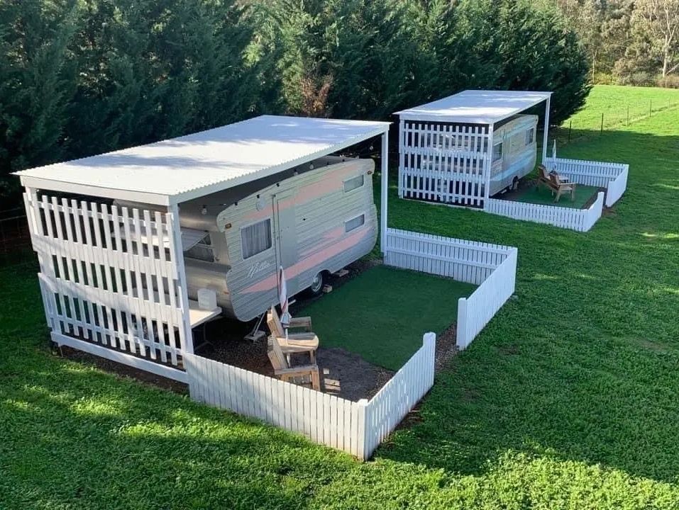 Two Caravans accommodation in Van du Van Estate, Bendigo