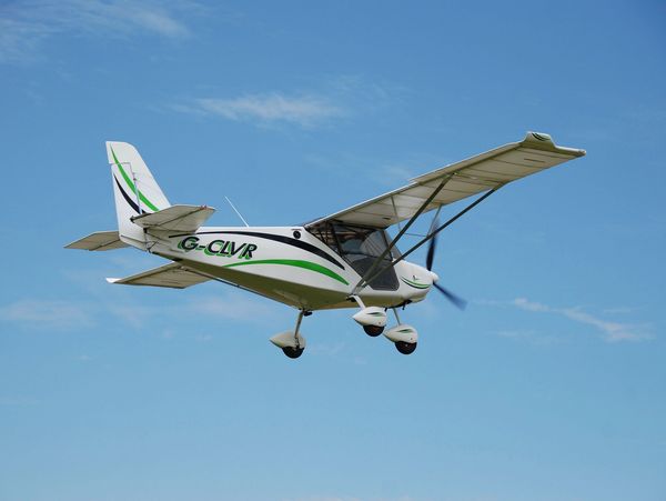 Learning to fly. Air experience flights near me. 