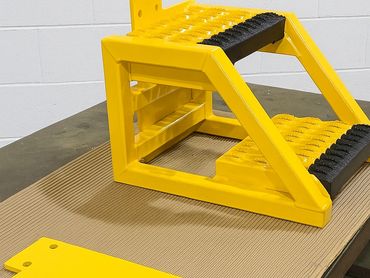 Structure fait sur mesure jaune, peinture poudre liquide sandblast