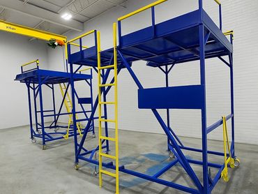 Structure fait sur mesure bleu et jaune, peinture poudre liquide