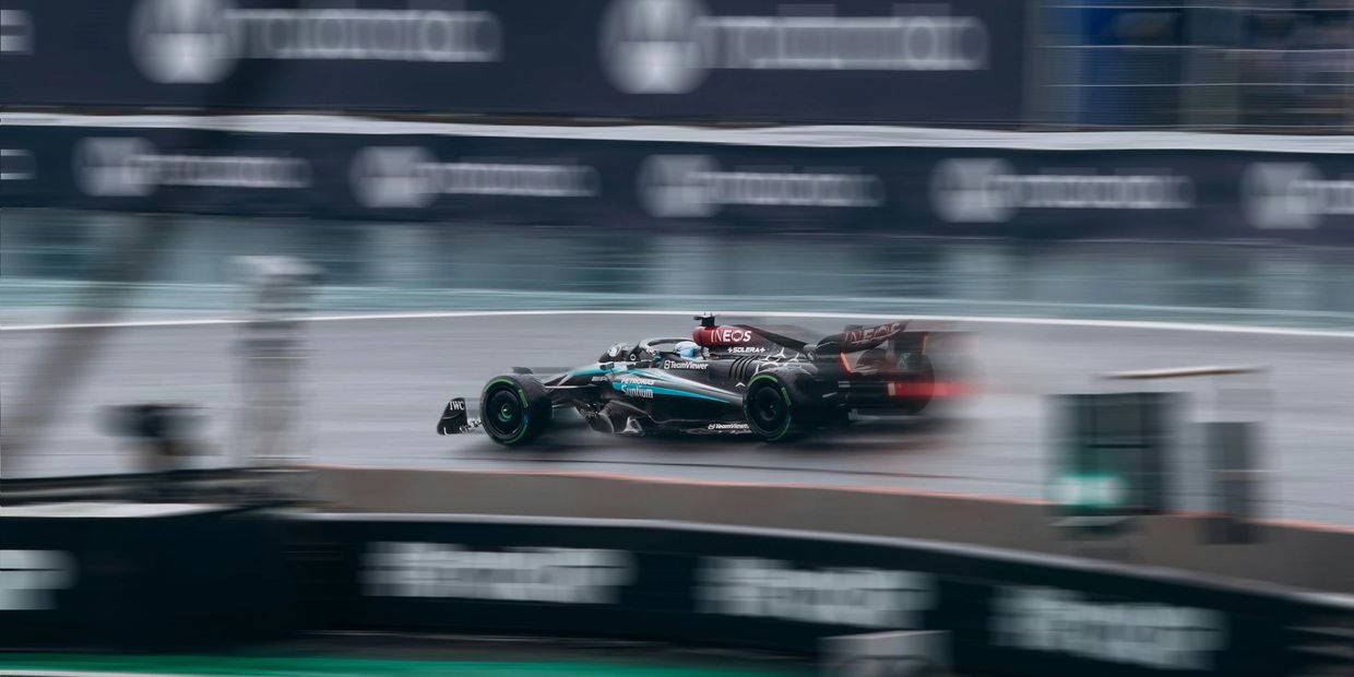 The Mercedes of George Russell racing through the rain at Interlagos. Image - Jonathan Borba, Pexels