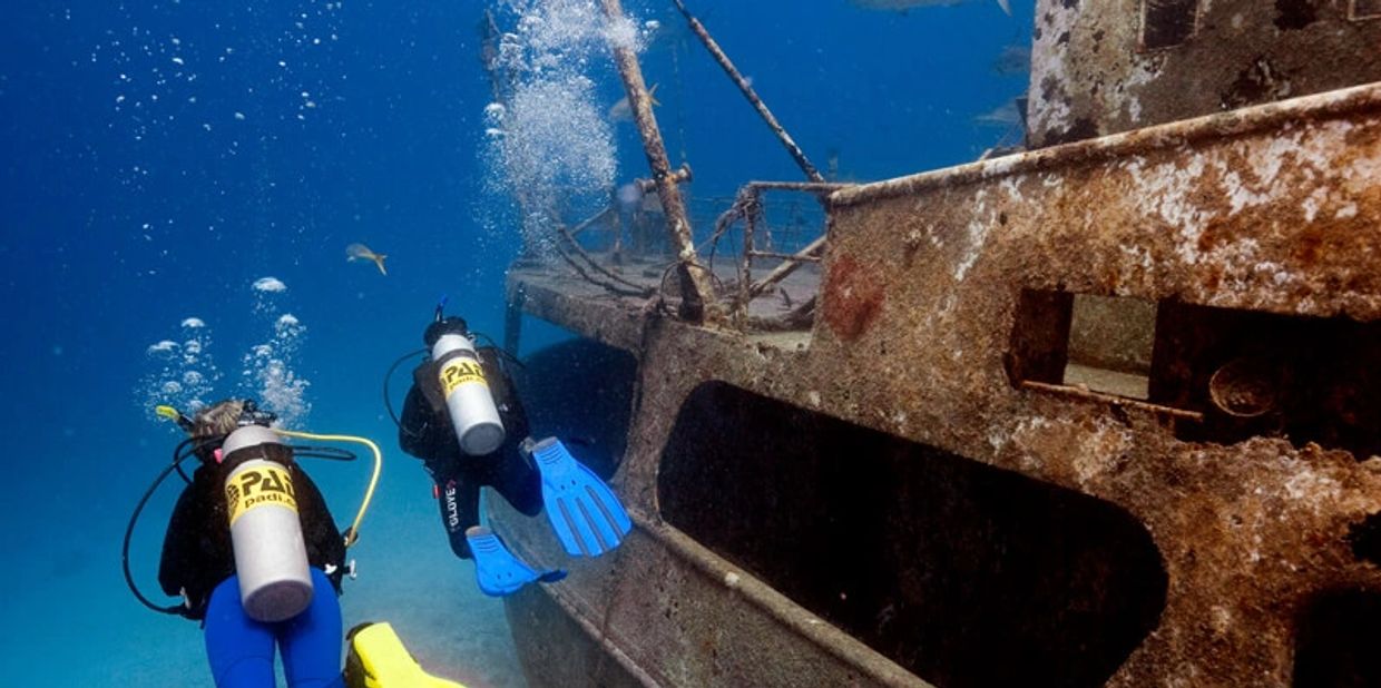 Wreck diving in Subic Bay