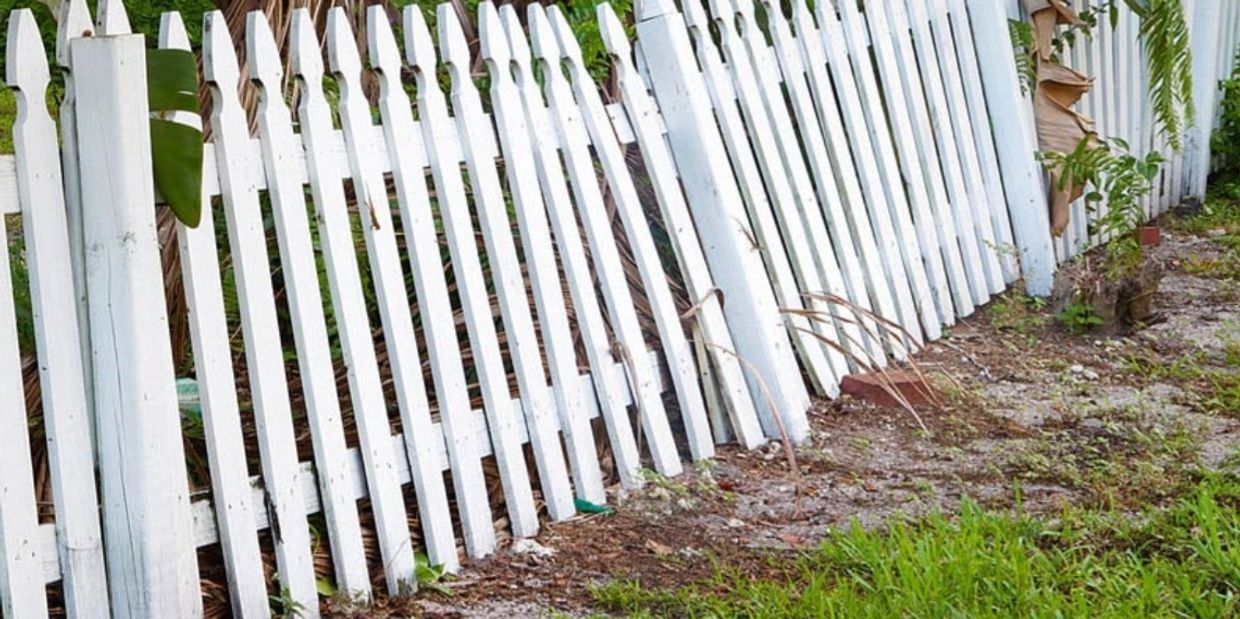 Fence removal near me, fence removal baltimore county, debris removal near me,fence teardown near me