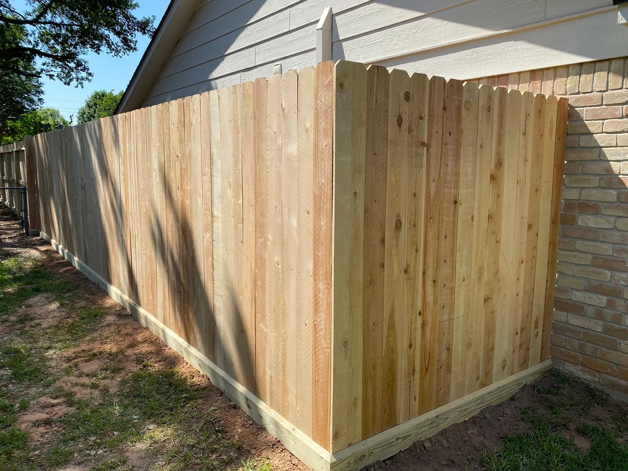 wood fencing in Houston, Spring, Cypress, Tomball, Woodlands, Magnolia, Montgomery, TX