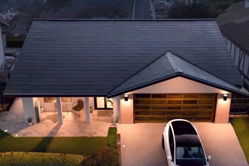 SOLAR ROOF DUSK.png