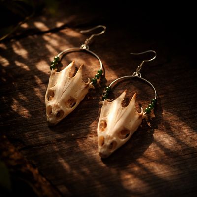 Turtle skull earrings with green crystal beads 