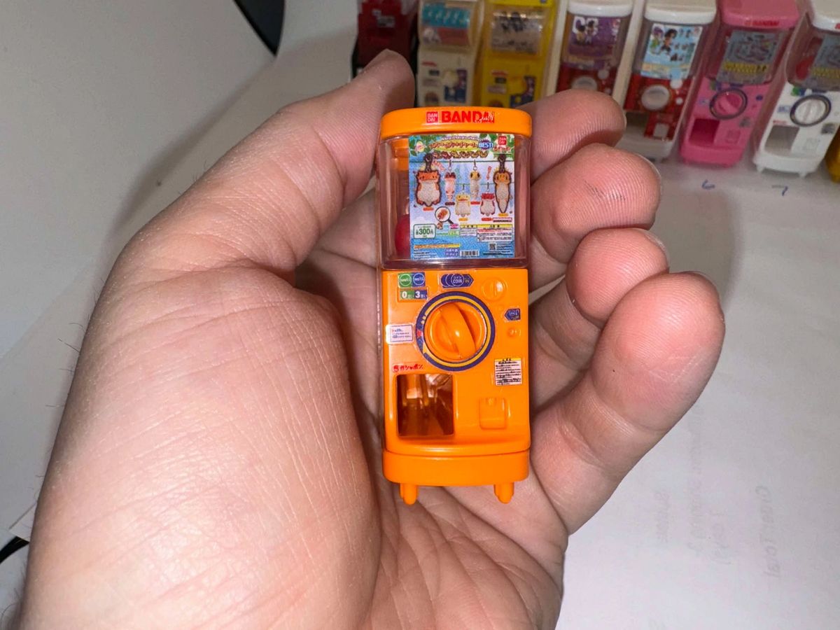 Tiny Gashapon Machine from Japan