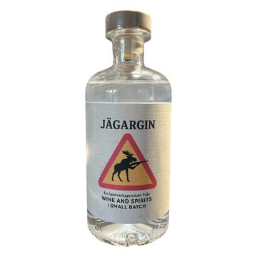 Clear spirit bottle labeled JÄGARGIN with a moose and rifle warning sign.