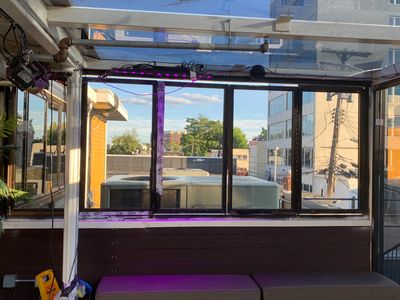 Storefront glass replacement with tempered glass
