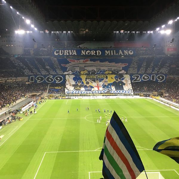 Ground guide San siro