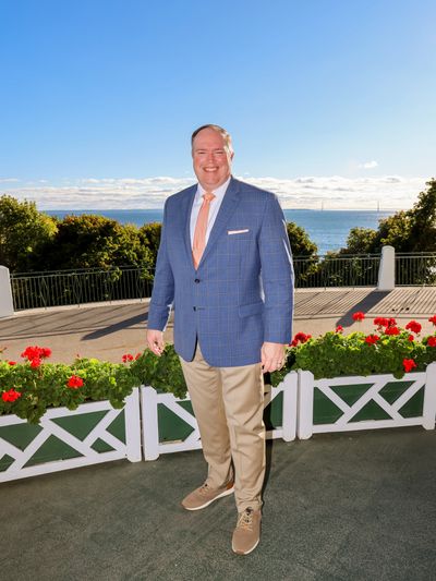 Senior executive with extensive experience in ag., non-profit management, & business strategy. 