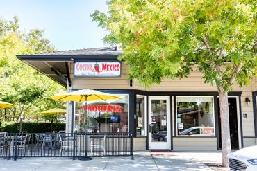 Picture of a Mexican restaurant