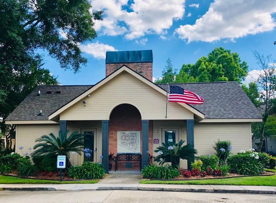 Beautiful Bayou Rouge